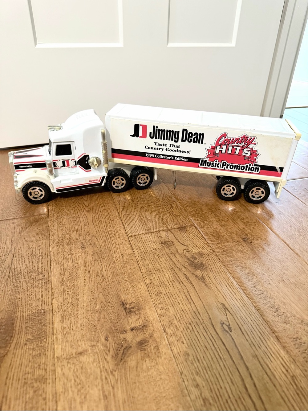 Buddy L Die Cast Kenworth Sonic Hauler Semi Truck Diecast Vintage made in 1992